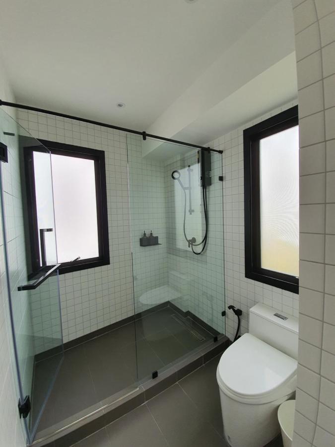 Roompini Бангкок Экстерьер фото